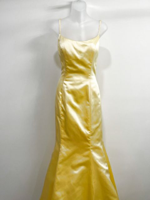 Sherri Hill Size Medium Yellow Dress