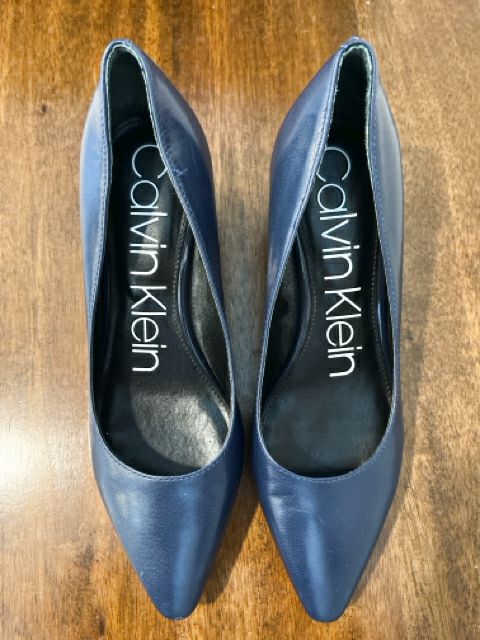 Calvin Klein Size 7 Navy Shoes