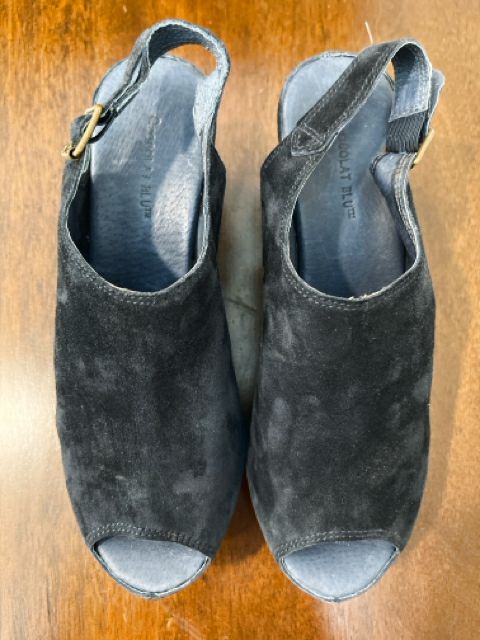 Chocolat Blu Size 9 Navy Shoes