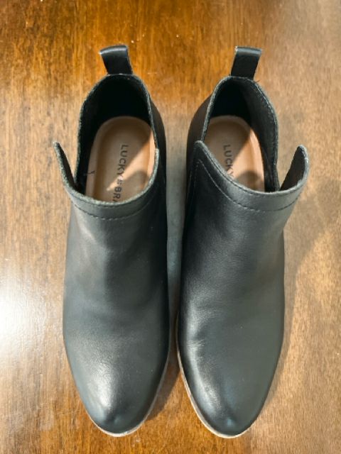 Lucky Size 7.5 Black Shoes