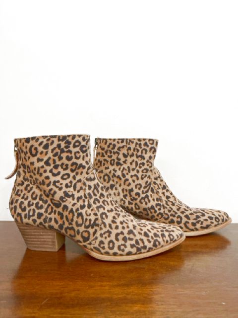 Dingo Size 6.5 Animal print Shoes