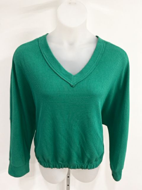 Listicle Size Large Green Top