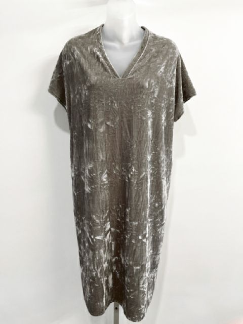 Grade & Gather Size Small Grey Dress