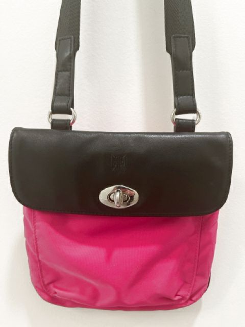 Tusk Fuchsia Purse