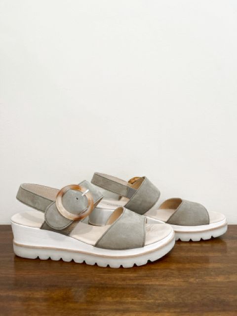 Gabor Size 9 Sage Shoes
