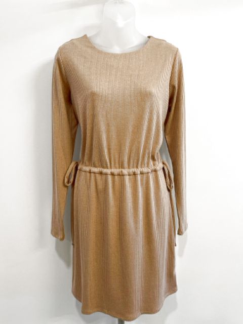 Charles Henry Size Small Tan Dress