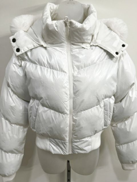 Anwnd Size Medium White Jacket