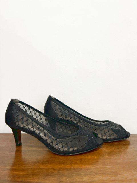 Adrianna Papell Size 8 Black Shoes