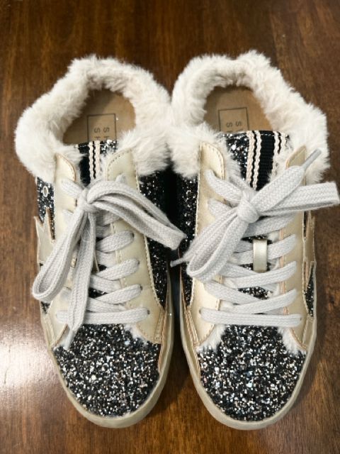 Shu Shop Size 6 Gold Shoes