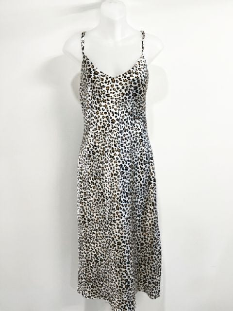 Everly Size Medium Animal print Dress