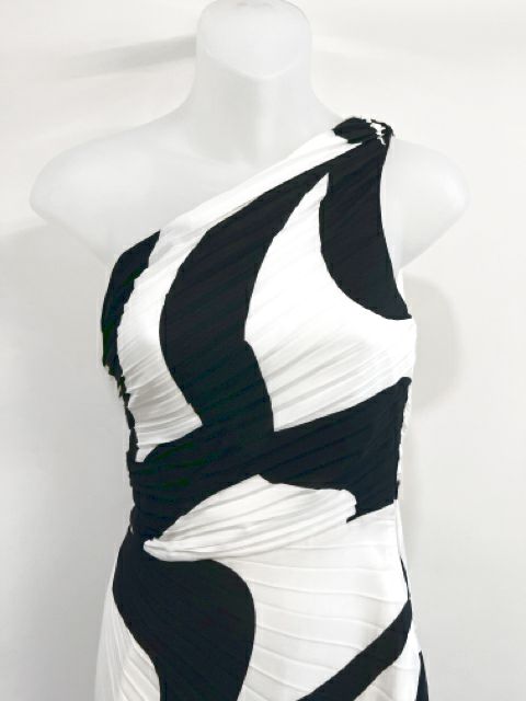 Nicole Miller Size Small White Dress