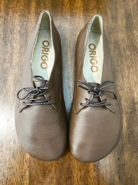 Orgio Size 7 Brown Shoes