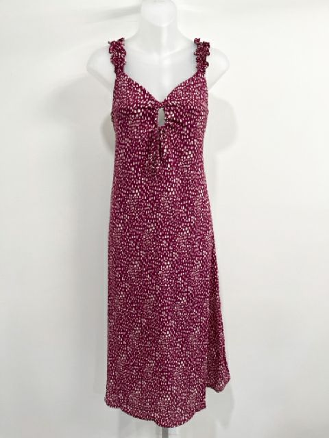 Sienna Sky Size Medium Magenta Dress