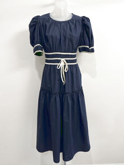 Entro Size Large Navy Dress