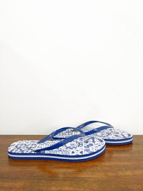 Vera Bradley Size Small Blue Shoes