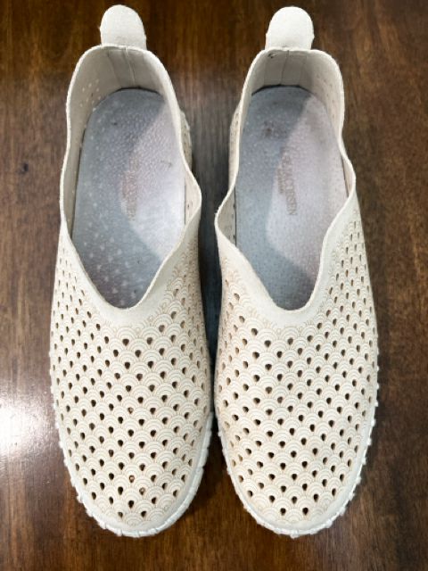 Ilse Jacobsen Size 8.5 Cream Shoes