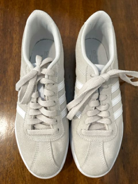 Adidas Size 6 Beige Shoes