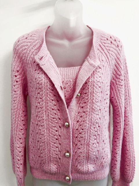 Lilly Pulitzer Size Medium Pink Sweater