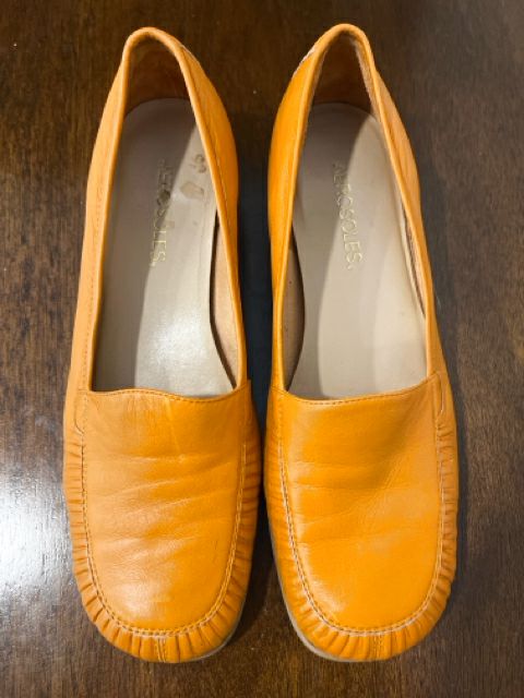 Aerosoles Size 7 Orange Shoes