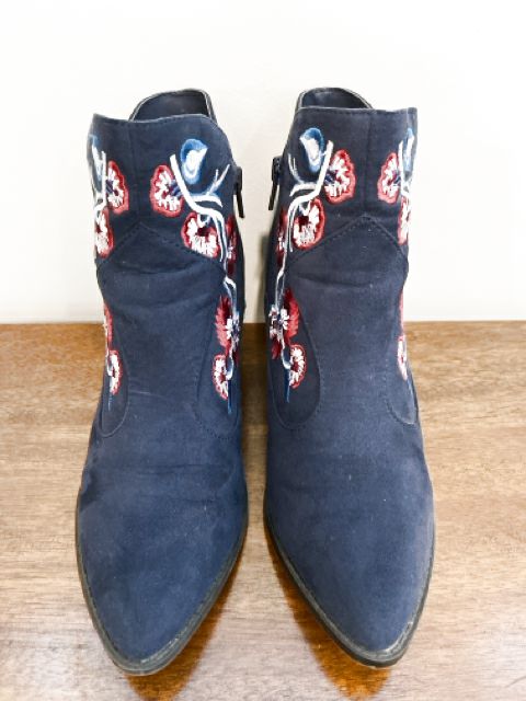 Carlos Santana Size 8 Blue Shoes