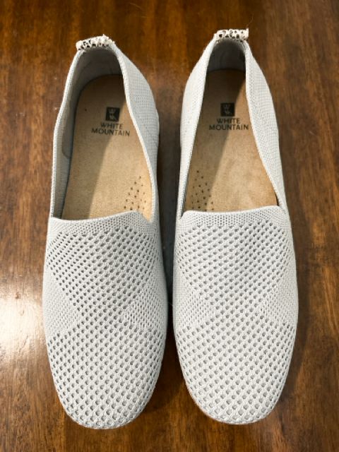 White Mountain Size 8 Grey Shoes