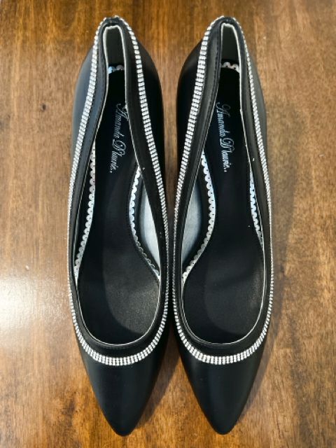 Amanda D'Laurie Size 11 Black Shoes