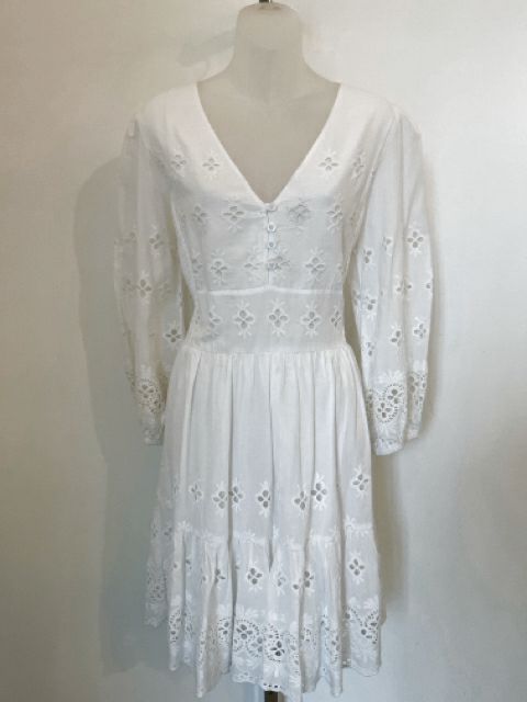 Sail To Sable Size Medium White Dress
