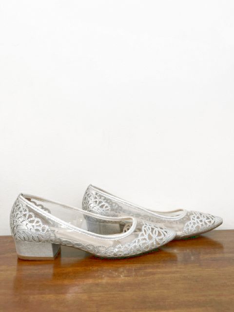 Alex Marie Size 9 Silver Shoes