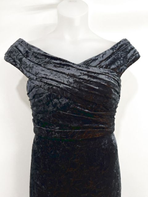 Sherri Hill Size Large Black Dress