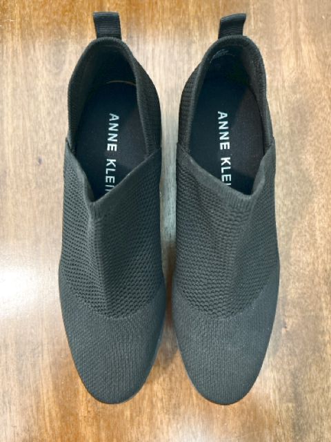 Anne Klein Size 8.5 Black Shoes