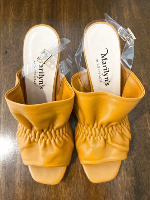 Bottega23 Size 7.5 Orange Shoes