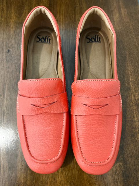 Sofft Size 10 Orange Shoes