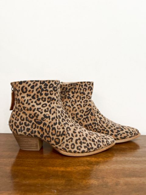 Dingo Size 6.5 Animal print Shoes