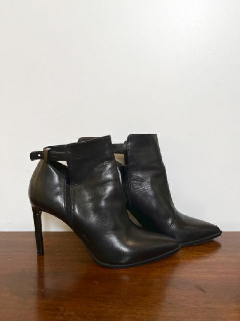 Vince Camuto Size 7.5 Black Shoes