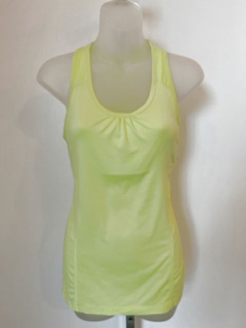 Size Small Yellow Athletic