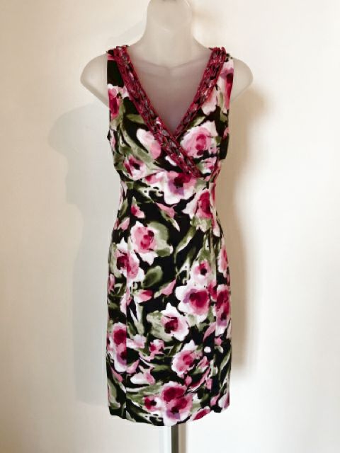 Jones New York Size Medium Floral print Dress