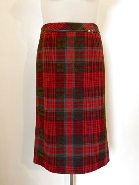 Size Large Red Skirt