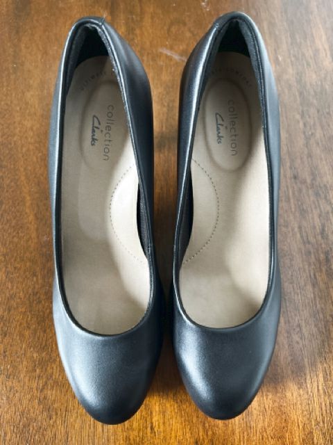 Clarks Size 6.5 Black Shoes