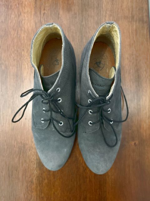 Ariat Size 8.5 Grey Shoes