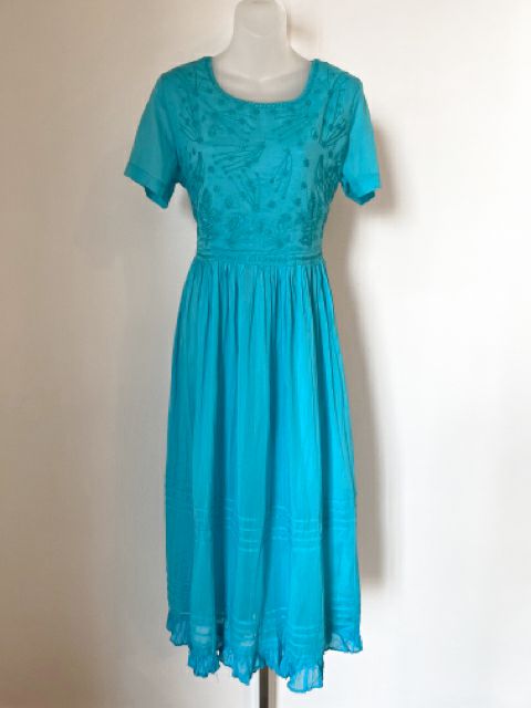 Size Medium Turquoise Dress
