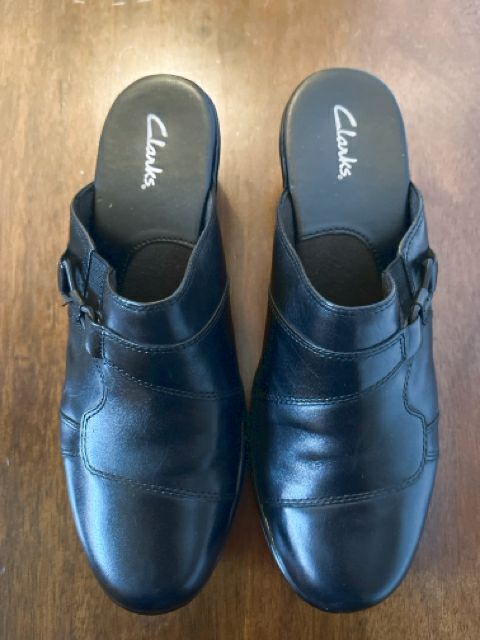 Clarks Size 8 Black Shoes