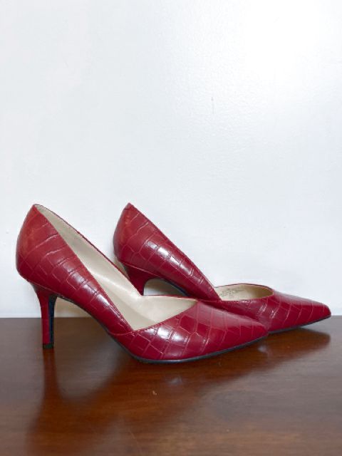 Marc Fisher Size 7 Red Shoes