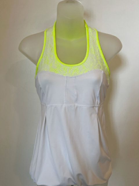 Lucky In Love Size Small Yellow Athletic